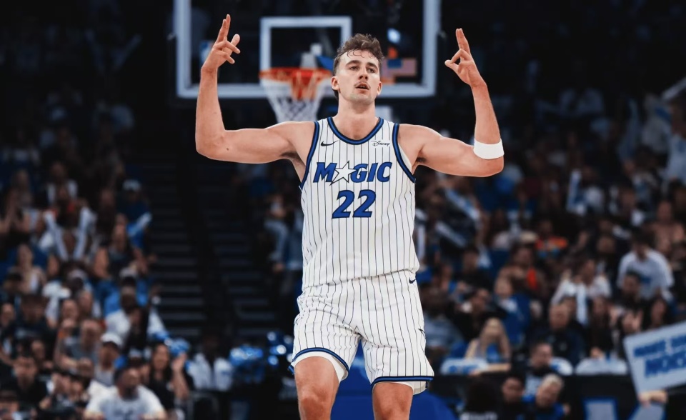 他们领先 他们领先